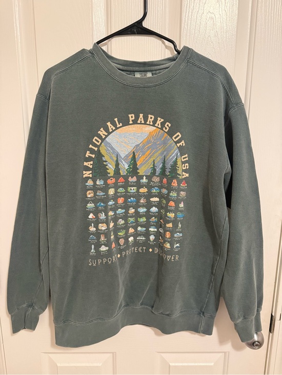 Comfort Colors Sweaters - Comfort Colors National Parks Graphic Crewneck - Forest Green